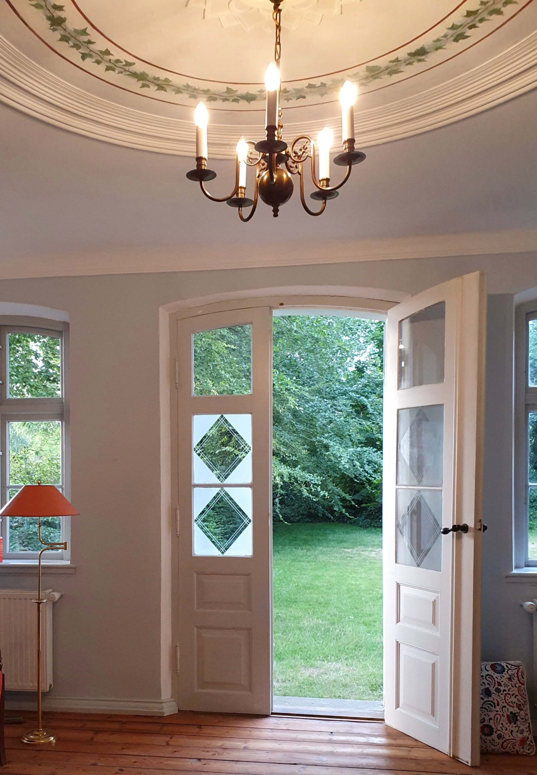 Blick in den Garten. (1) (1)